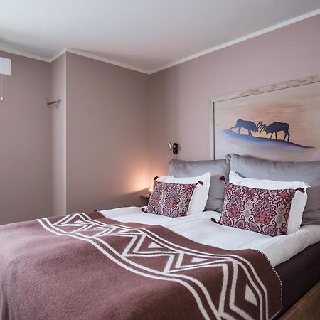 8 Seasons Hotel Varangerbotn ภายนอก รูปภาพ