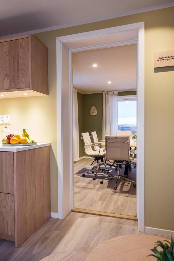 8 Seasons Hotel Varangerbotn ภายนอก รูปภาพ