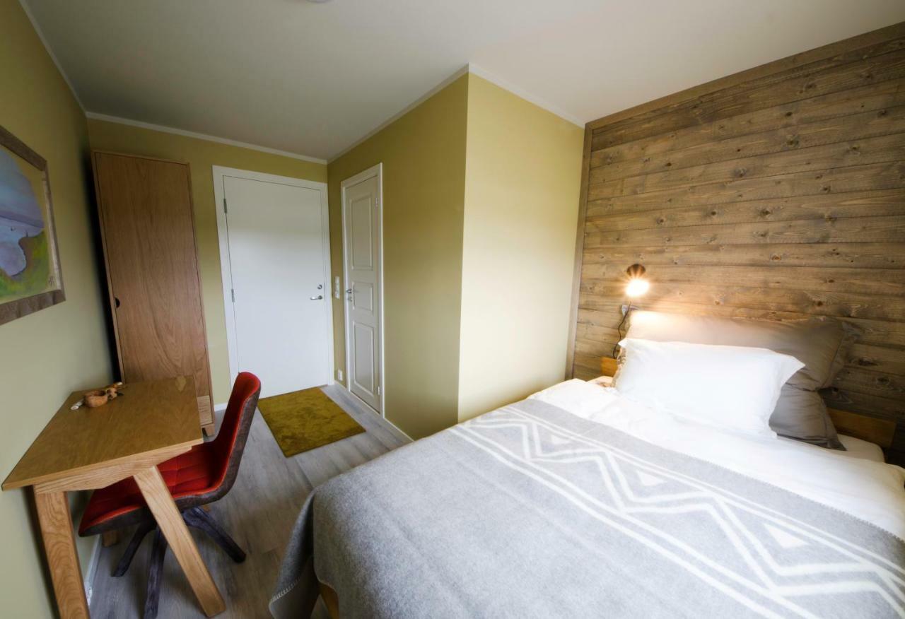 8 Seasons Hotel Varangerbotn ภายนอก รูปภาพ